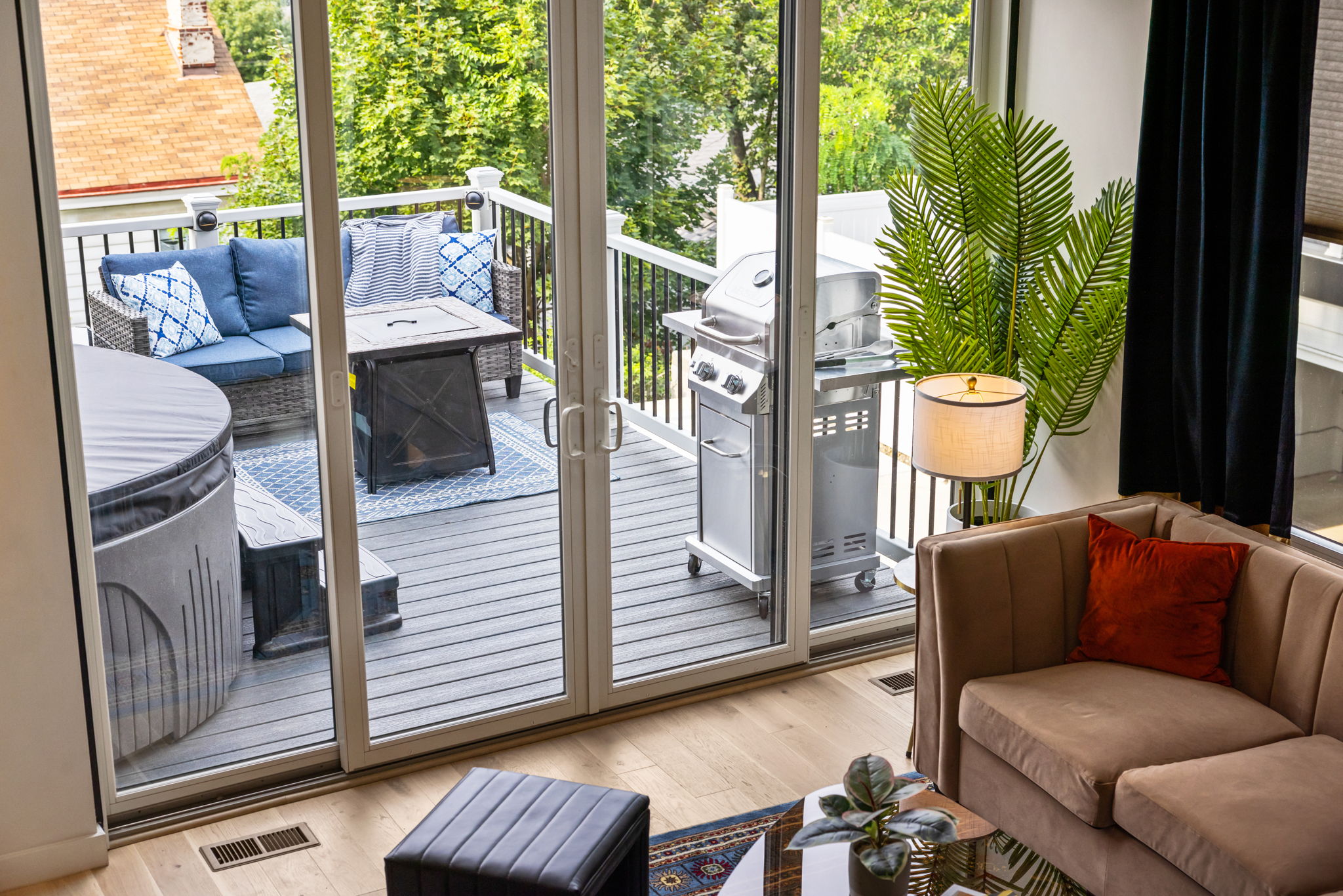 132 Prospect Street · The connection to outdoor living